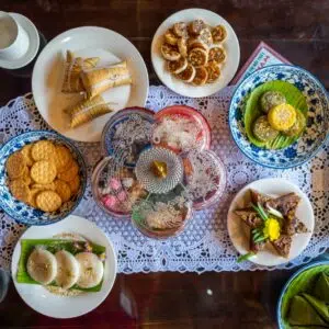 têt nguyên dán